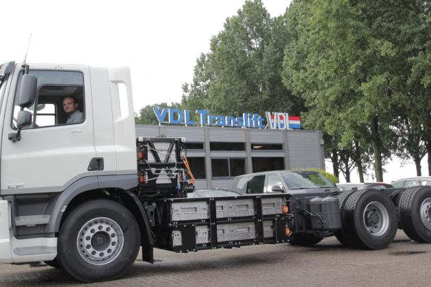 Eerste twee DAF CF electric VDL e-power chassis gearriveerd bij VDL Translift